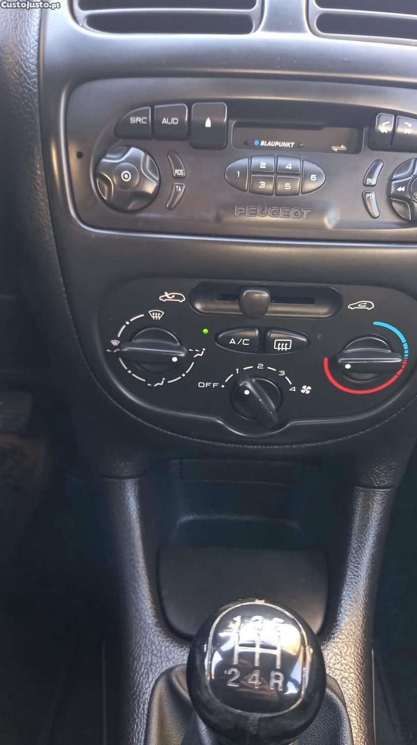 Peugeot 206 2.0 HDI 90cv A/C 5lugares — photo 4