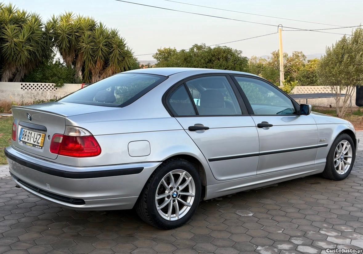 BMW 320 d — fotografia 8