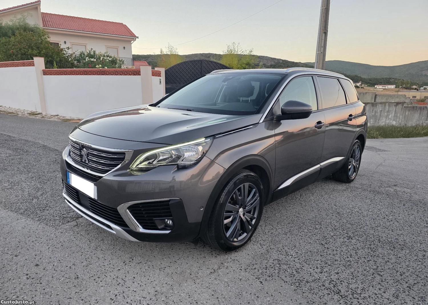 Peugeot 5008 1.6 BlueHDi Allure EAT6 — photo 2