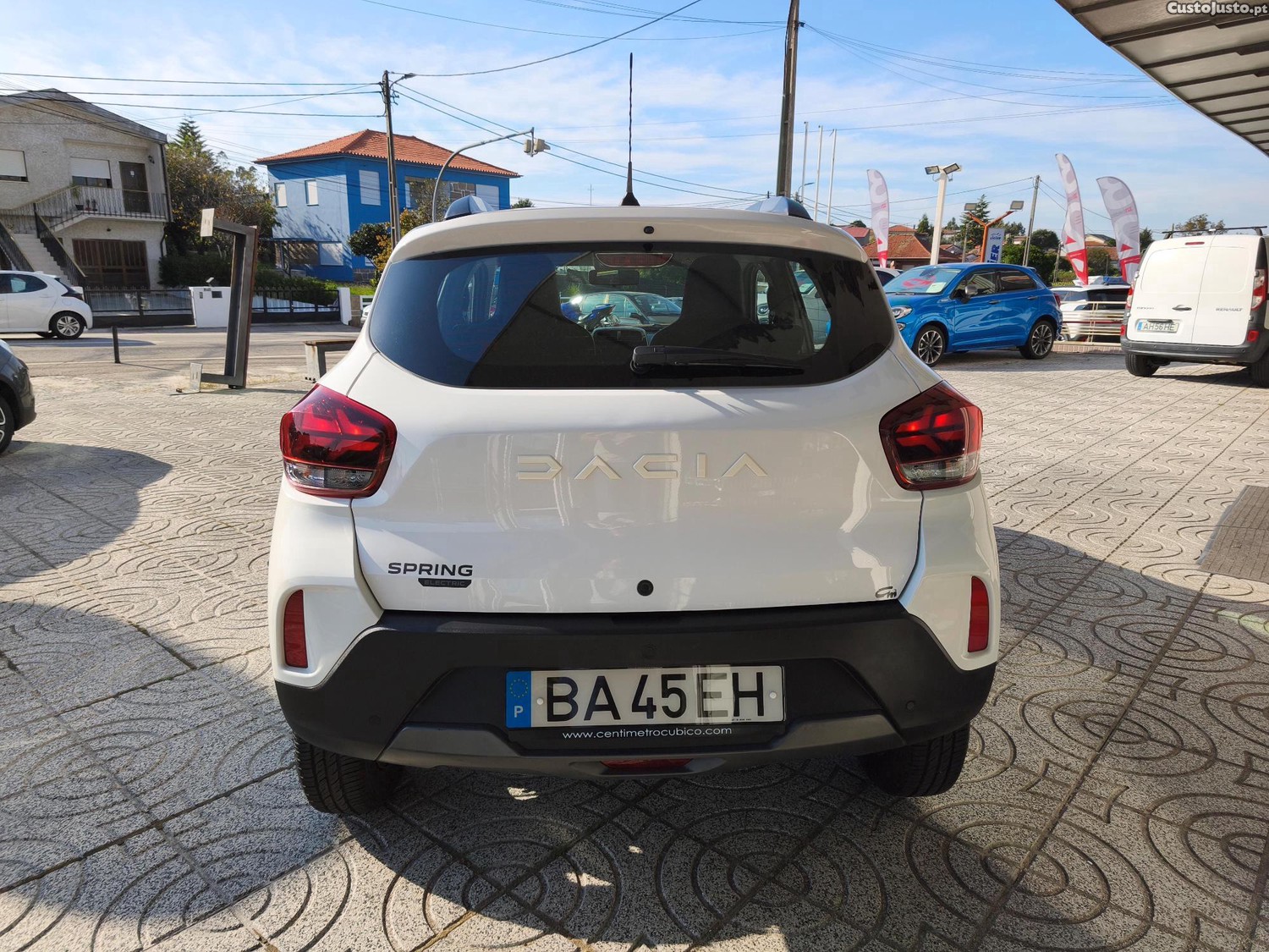 Dacia Spring Expression 27kwh IVA Dedutivel - 23 — photo 4