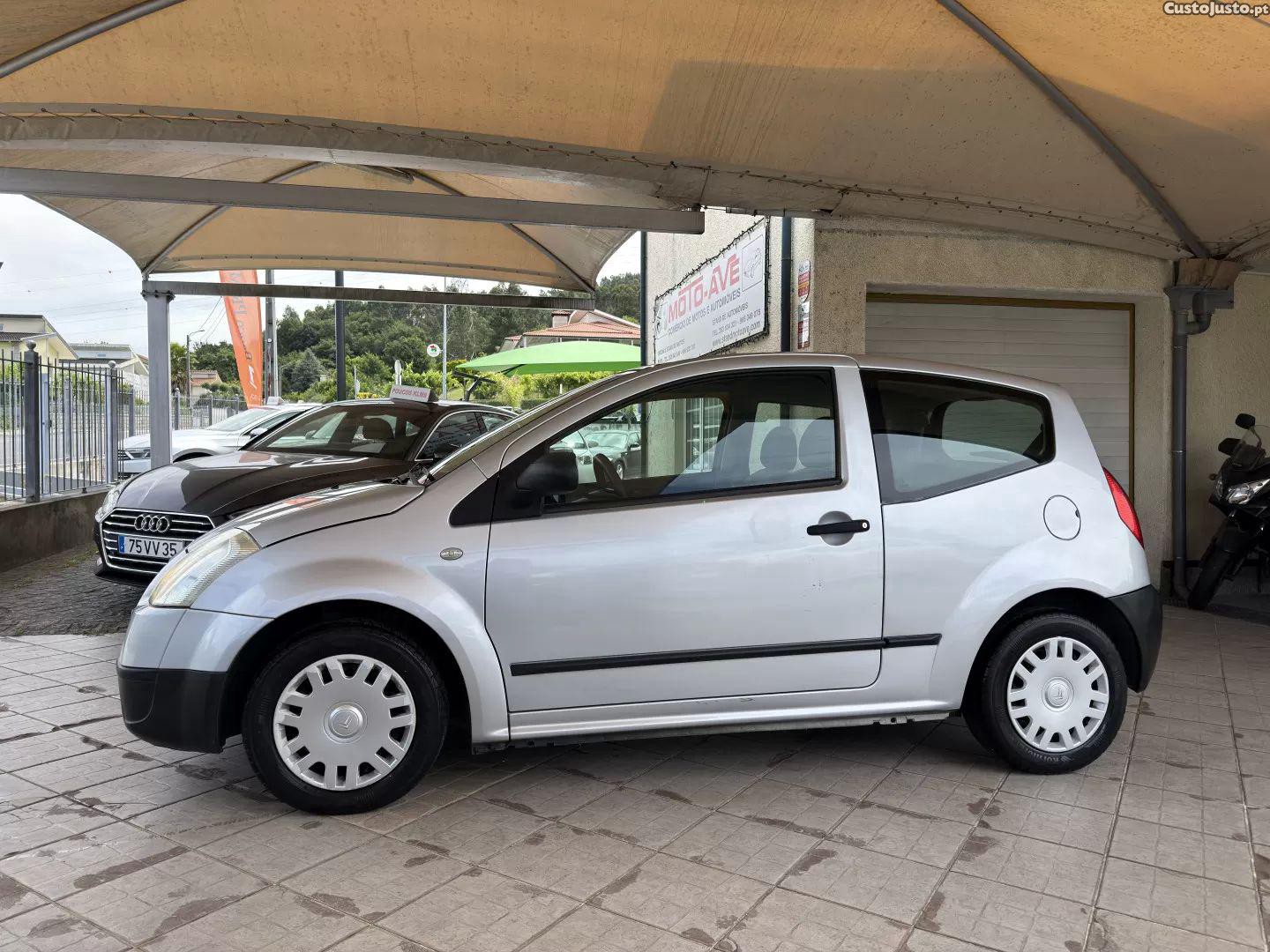 Citroën C2 1.1 — fotografia 17