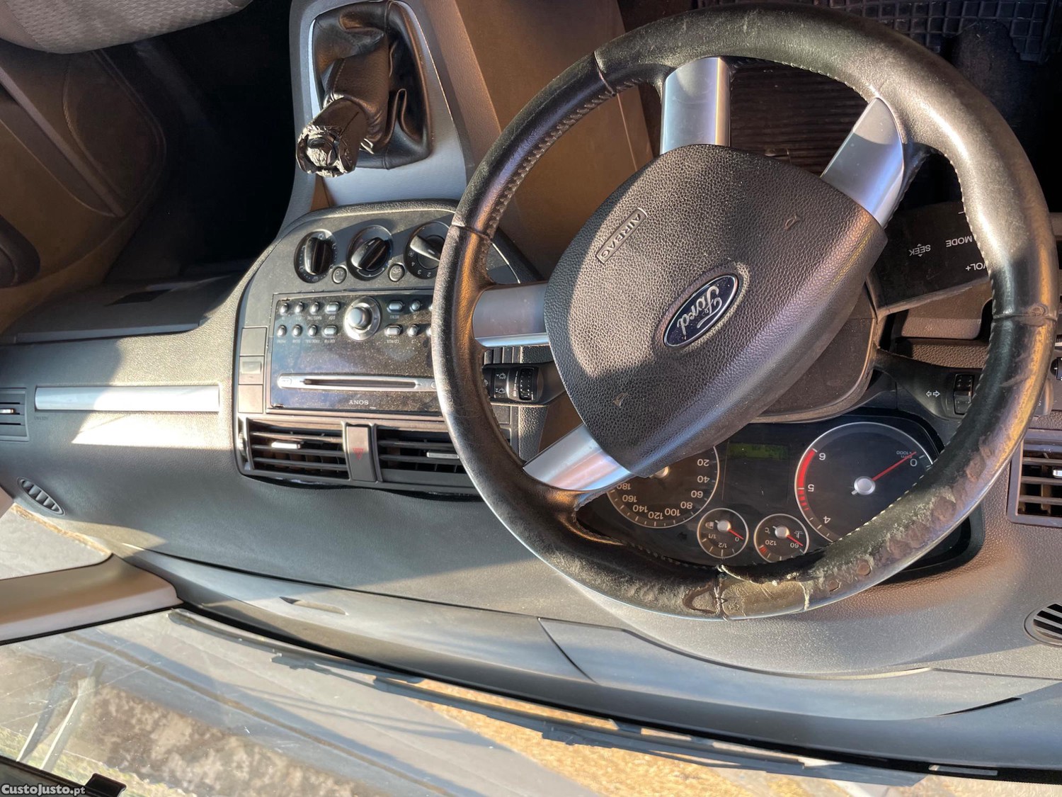 Ford Focus ( C-Max) — fotografia 5