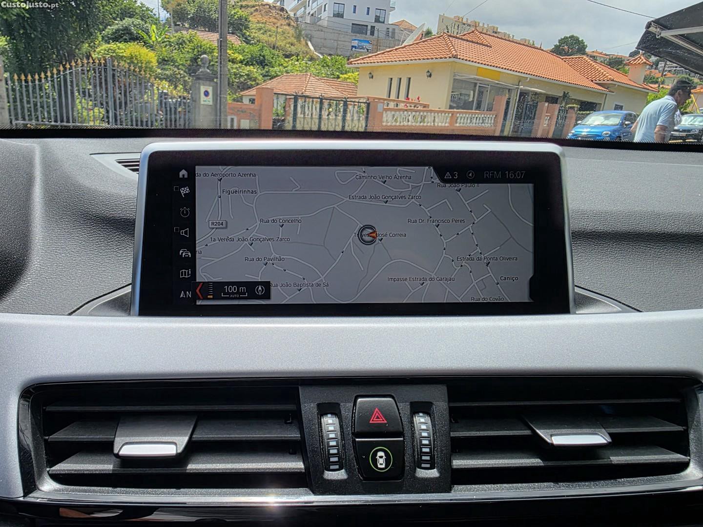BMW X1 16 d sDrive — fotografia 28