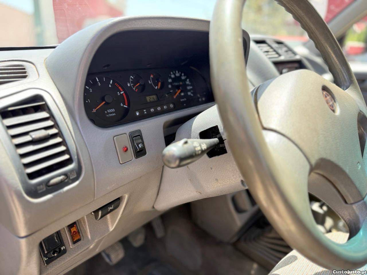 Nissan Terrano II — fotografia 11