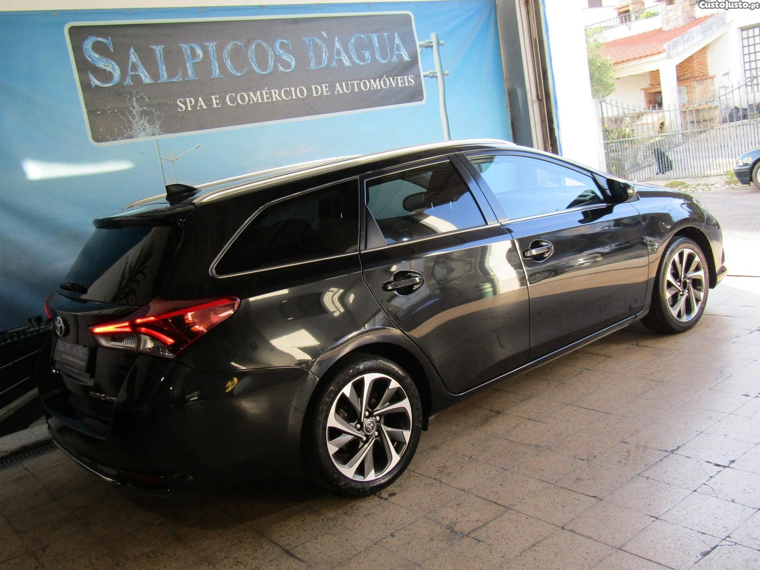Toyota Auris 1.8 HSD Comfort+Pack Sport+Navi - 16 — photo 4
