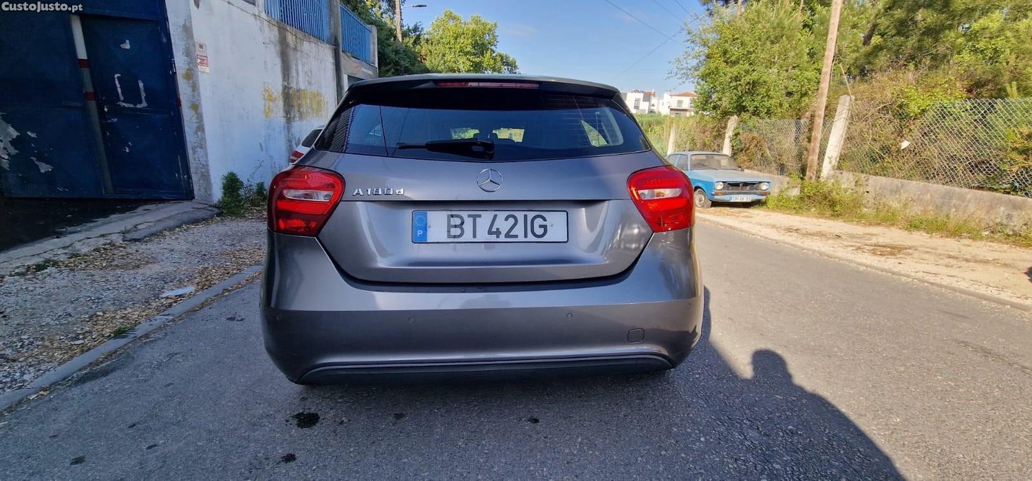 Mercedes-Benz A 180 180 D — fotografia 7