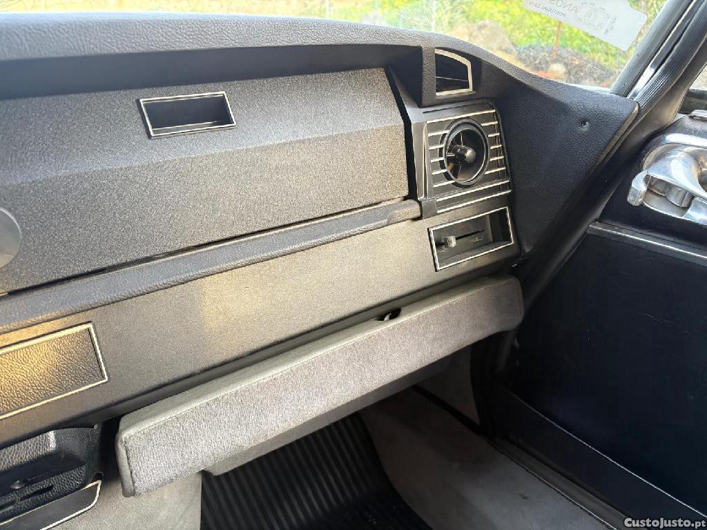 Citroën DS 23ie Pallas — fotografia 14