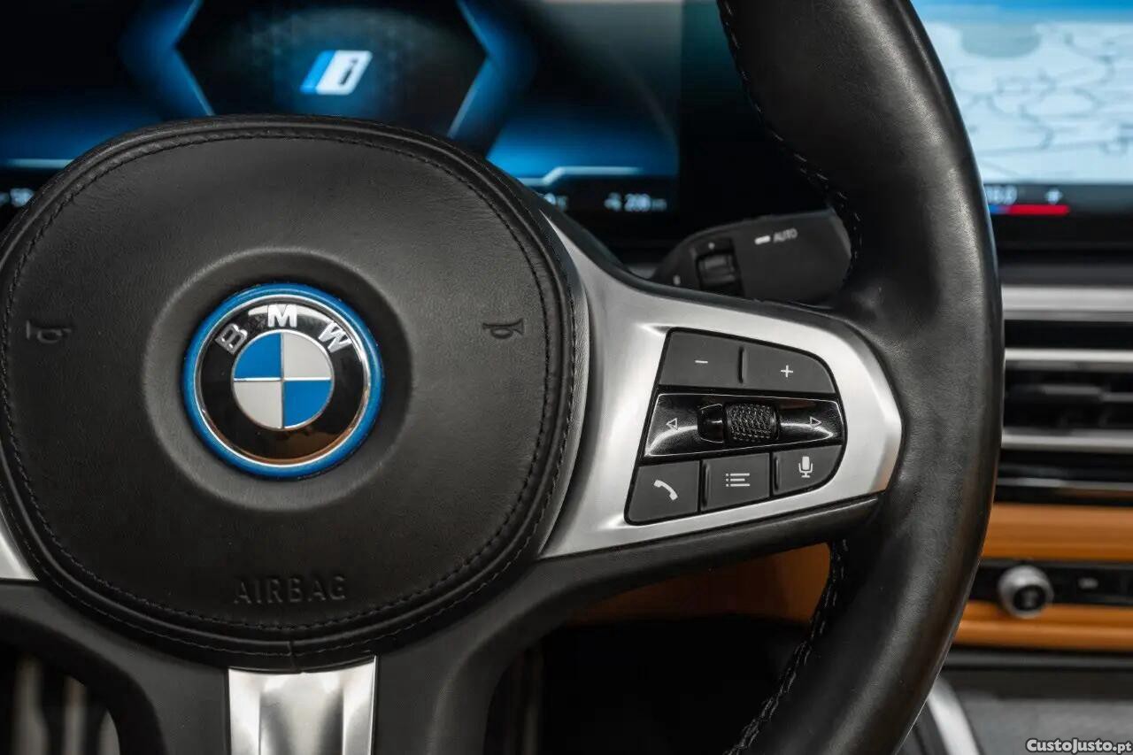 BMW i4 eDrive40 Pack Desportivo M Pro — fotografia 15
