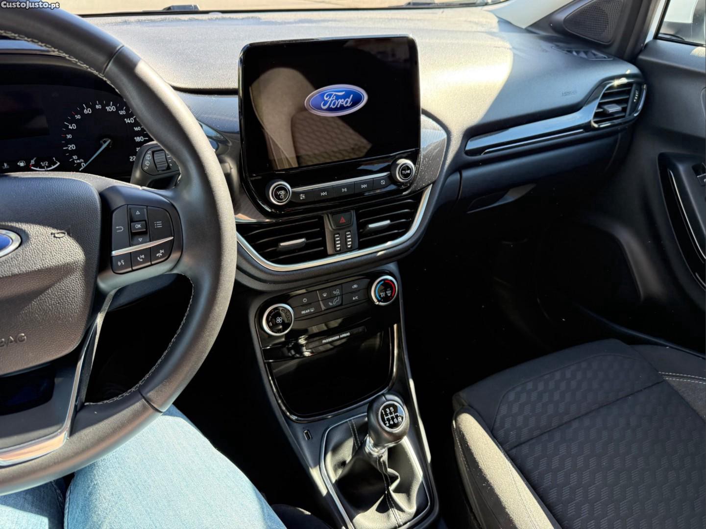 Ford Puma 1.0 EcoBoost MHEV Titanium — fotografia 2