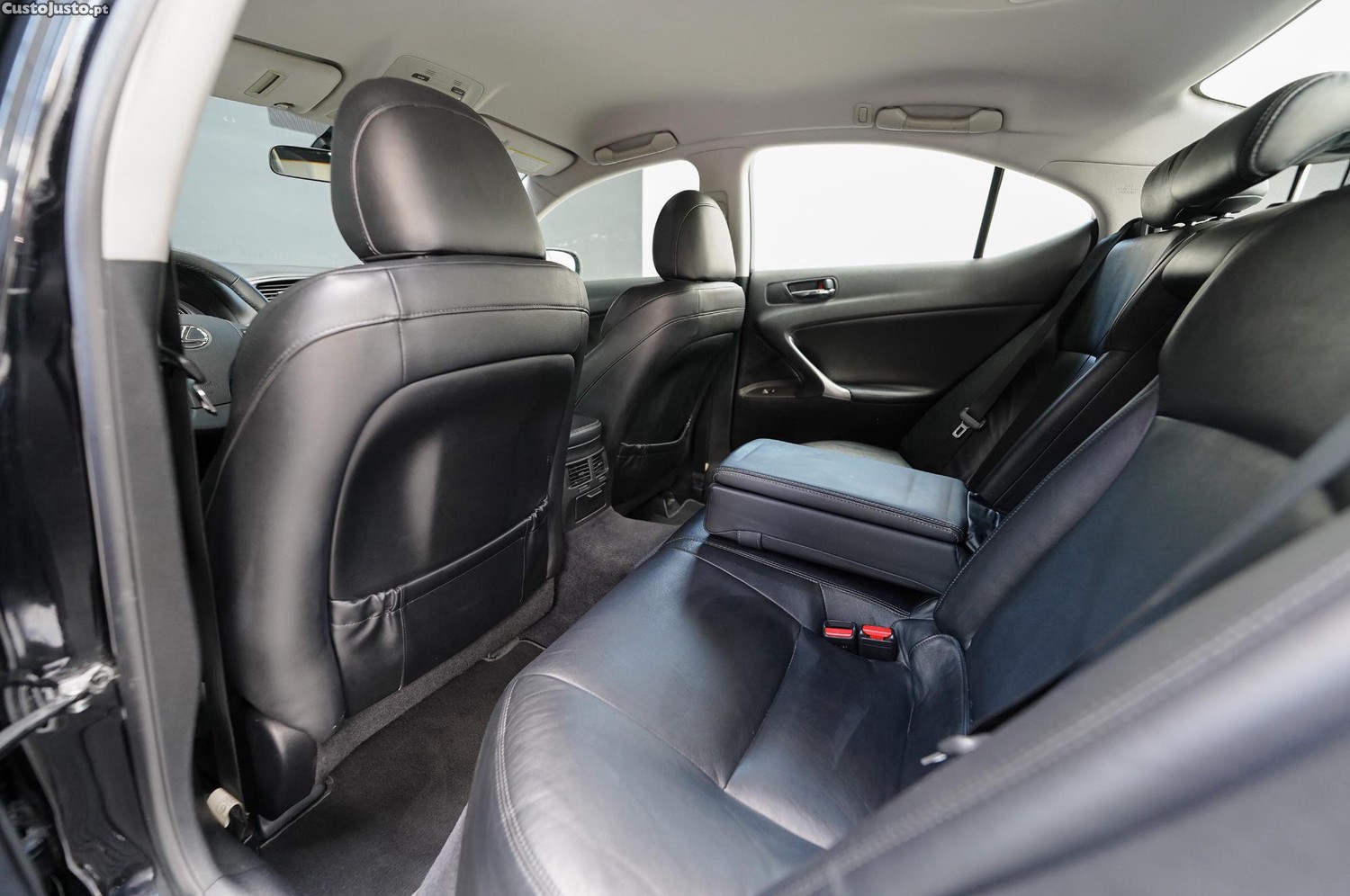 Lexus IS Executive 2G — fotografia 12