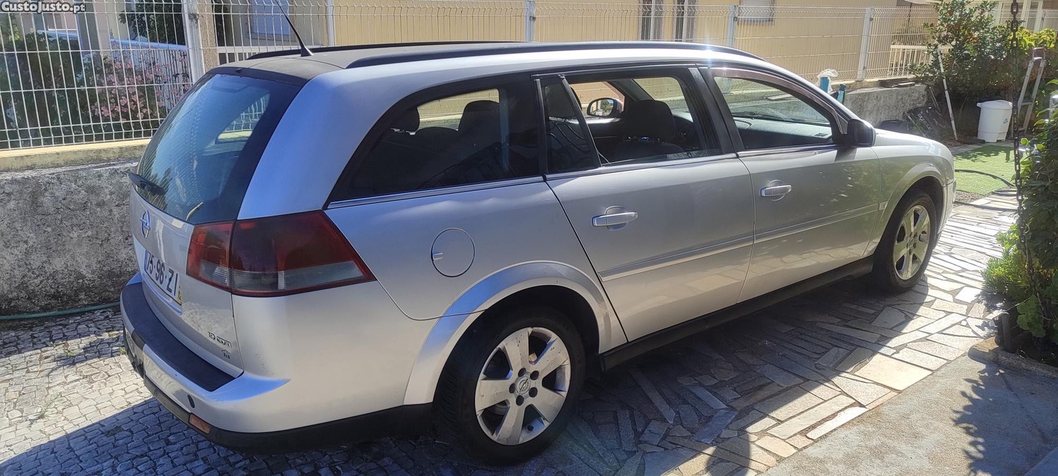 Opel Vectra C1.9cdti — fotografia 4
