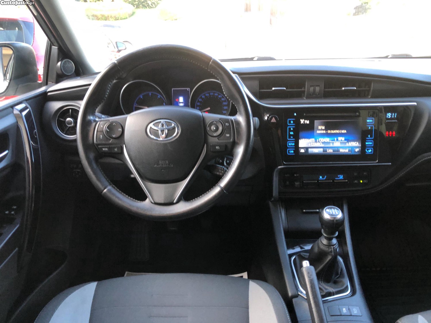 Toyota Auris D/4D — fotografia 6