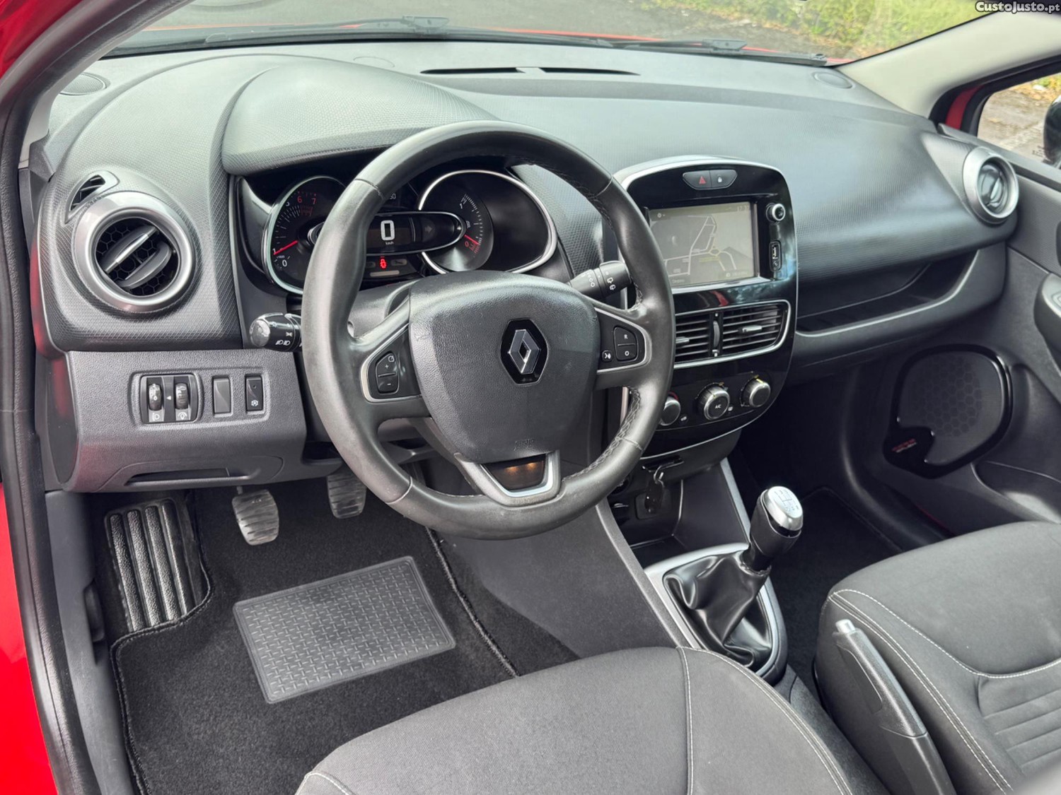 Renault Clio Full Extras Gasolina C/Nova — fotografia 8
