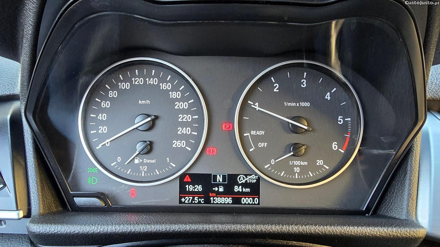 BMW 216 Active Tourer d Advantage — fotografia 13