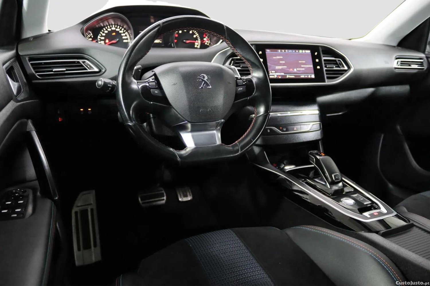 Peugeot 308 PureTech 130 GPF EAT8 Stop & Start Tech Edition - 18 foto 4