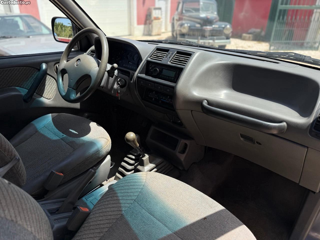 Nissan Terrano II — fotografia 7