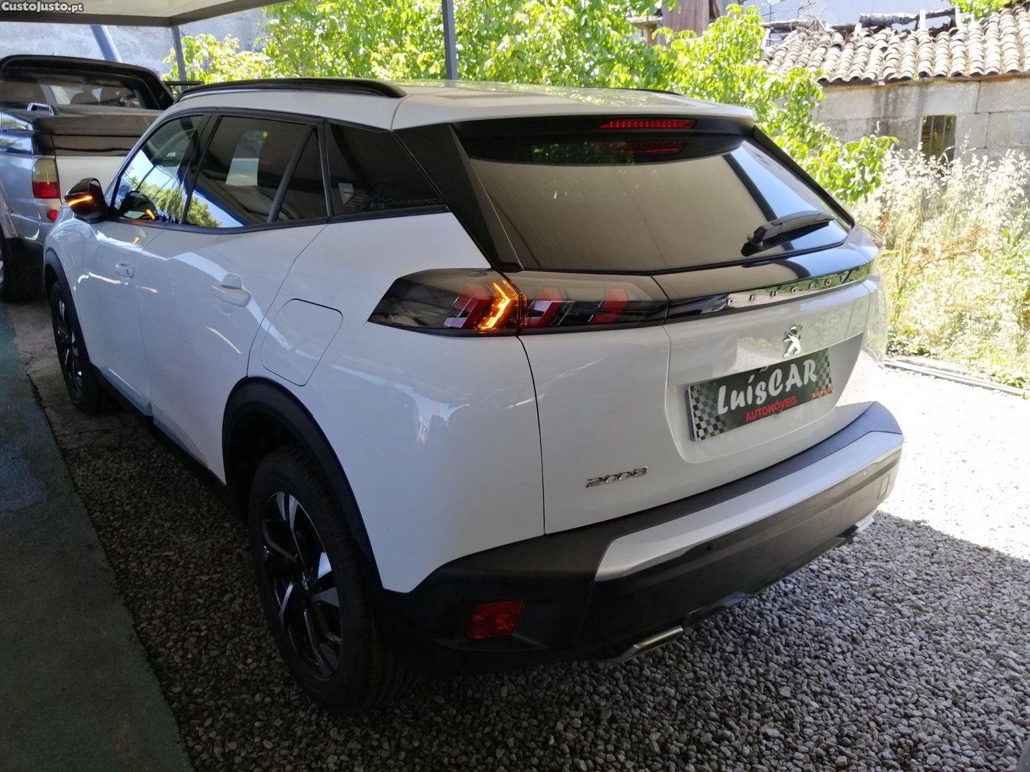 Peugeot 2008 1.2 Puretech Allure 130Cv Aut. - 22 foto 2