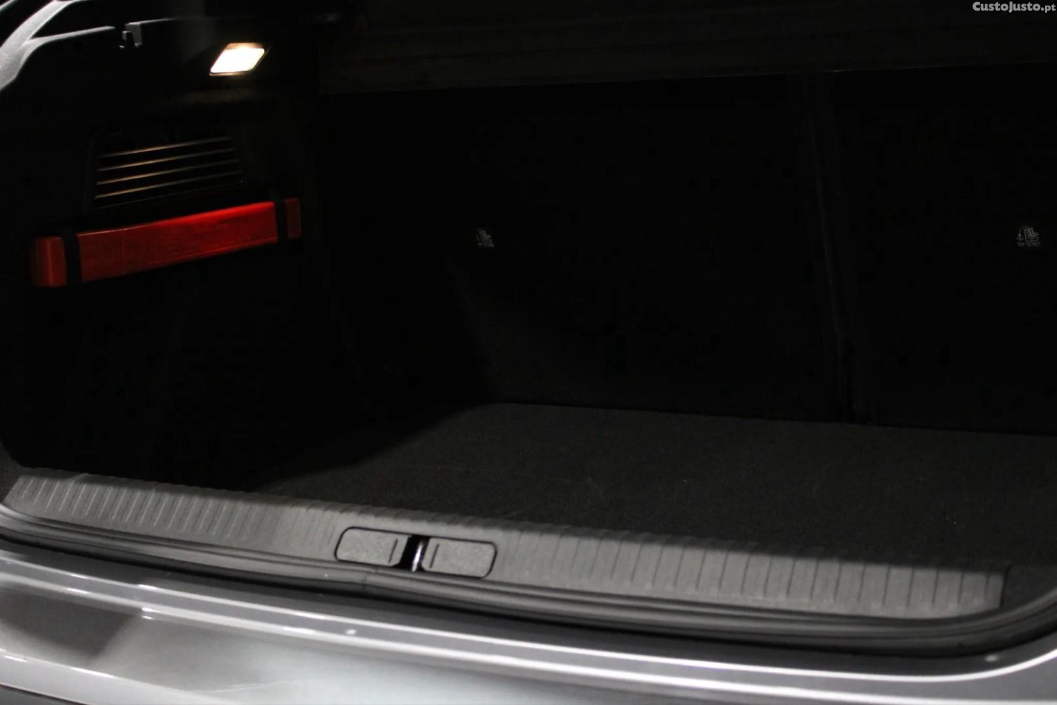 Citroën e-C4 50 kWh Plus — fotografia 10