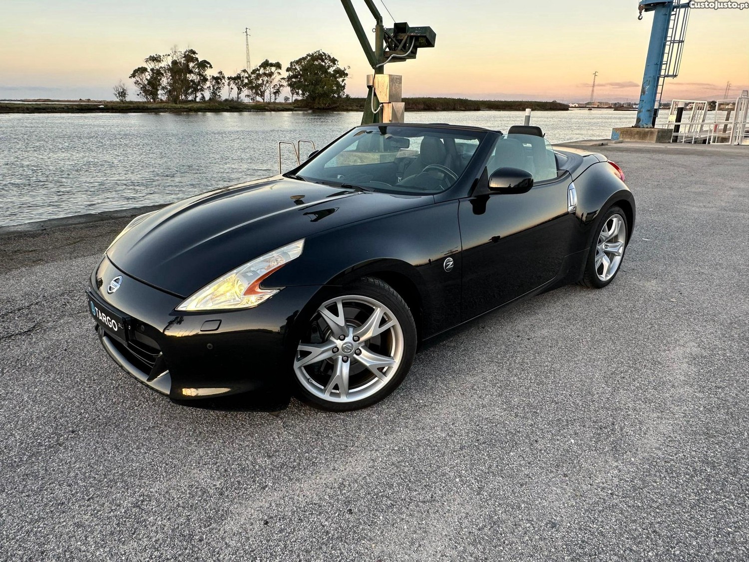 Nissan 370 Z Pack AT — fotografia 17