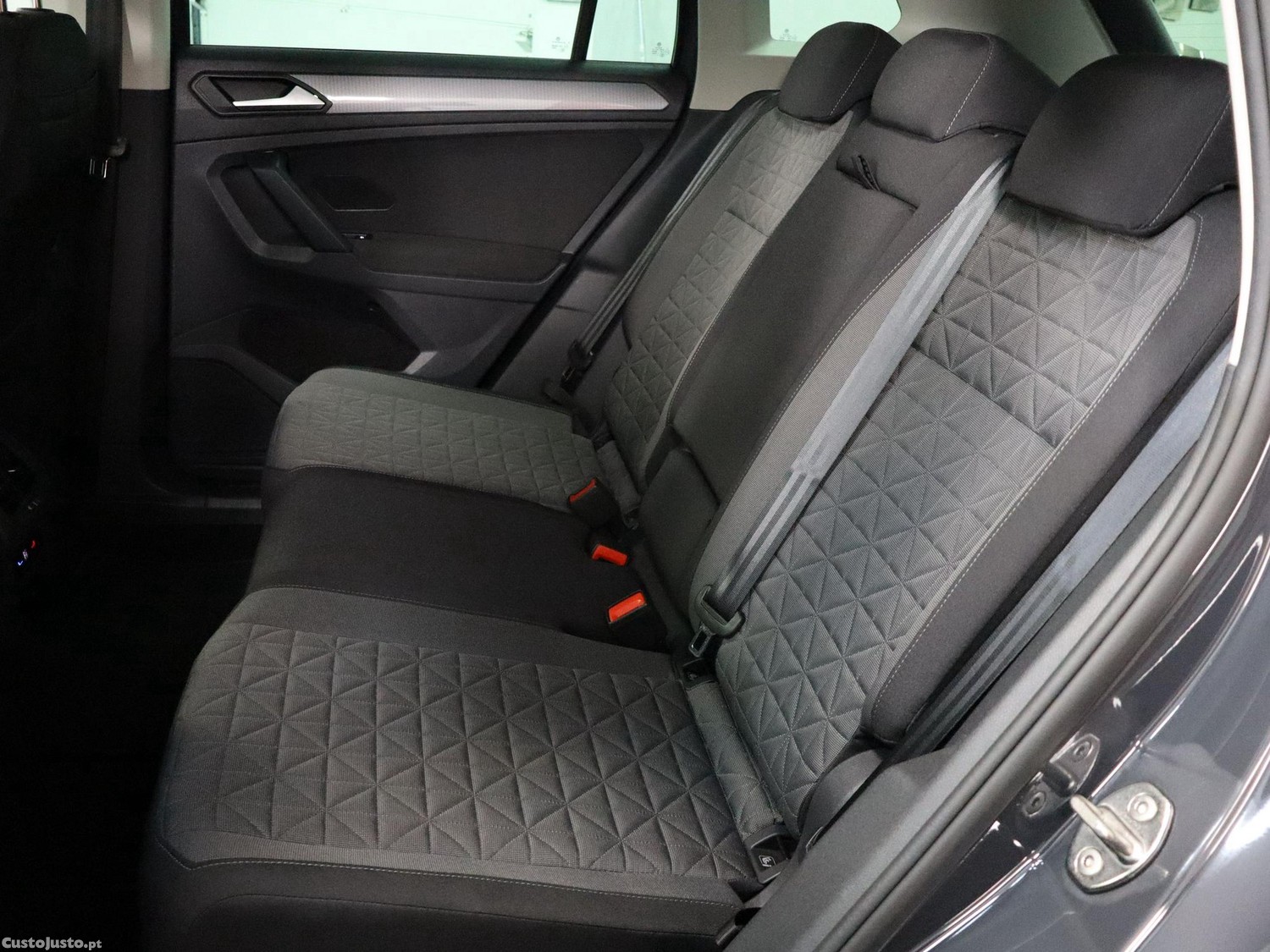 Volkswagen Tiguan 1.4 TSI eHybrid Conceptline DSG — fotografia 11