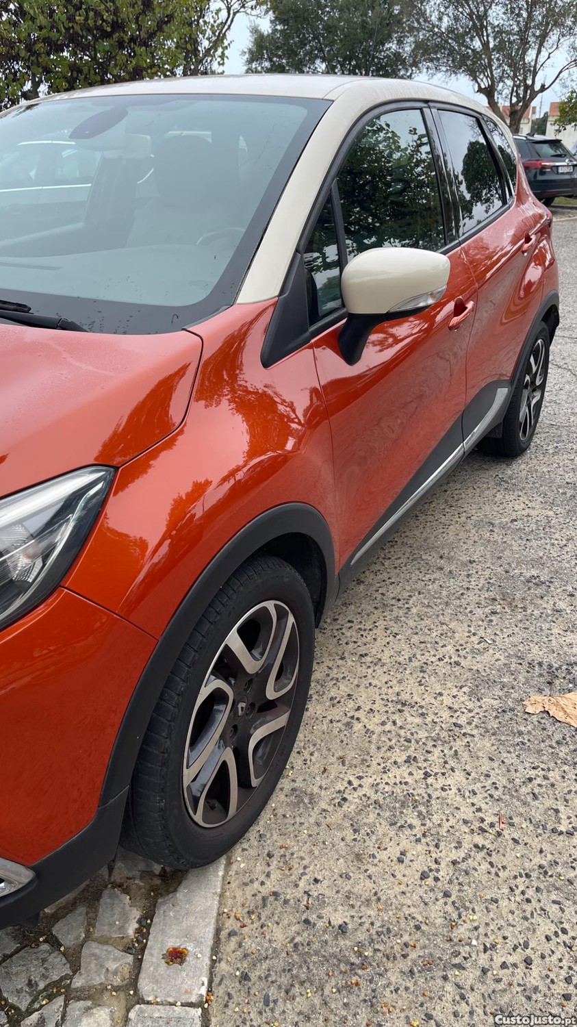 Renault Captur 0.9 TCE Exclusive - 14 foto 4