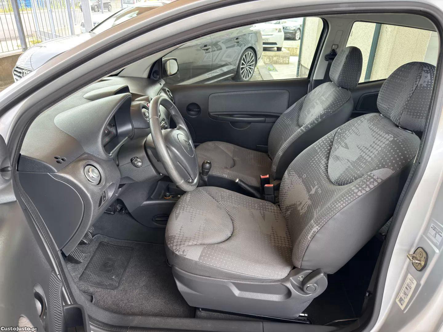 Citroën C2 1.1 — fotografia 8