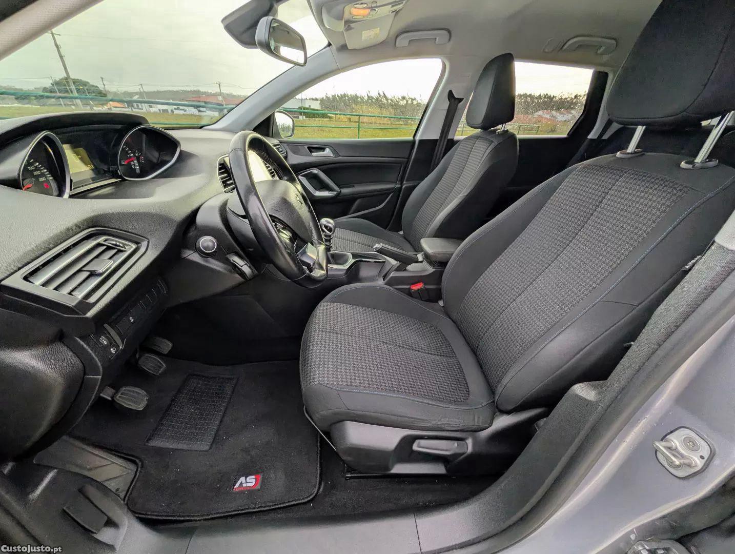 Peugeot 308 1.5 bluehdi style — fotografia 8