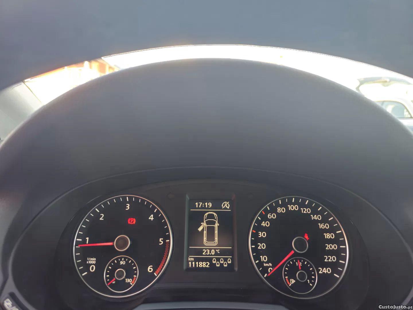 Volkswagen Sharan Advance bluemotion tech — fotografia 9