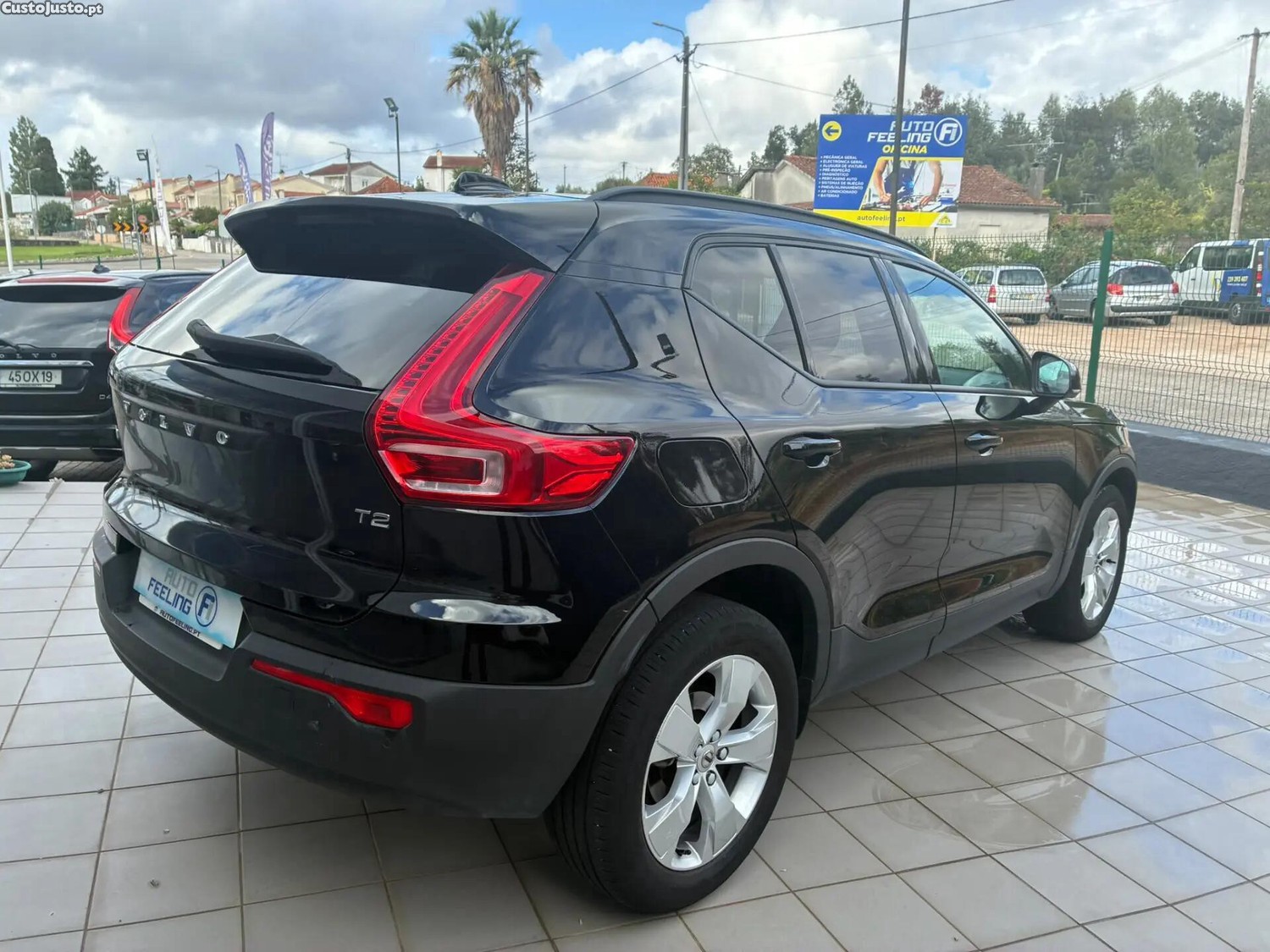 Volvo XC 40 1.5 T2 Momentum Plus Geartronic — fotografia 29
