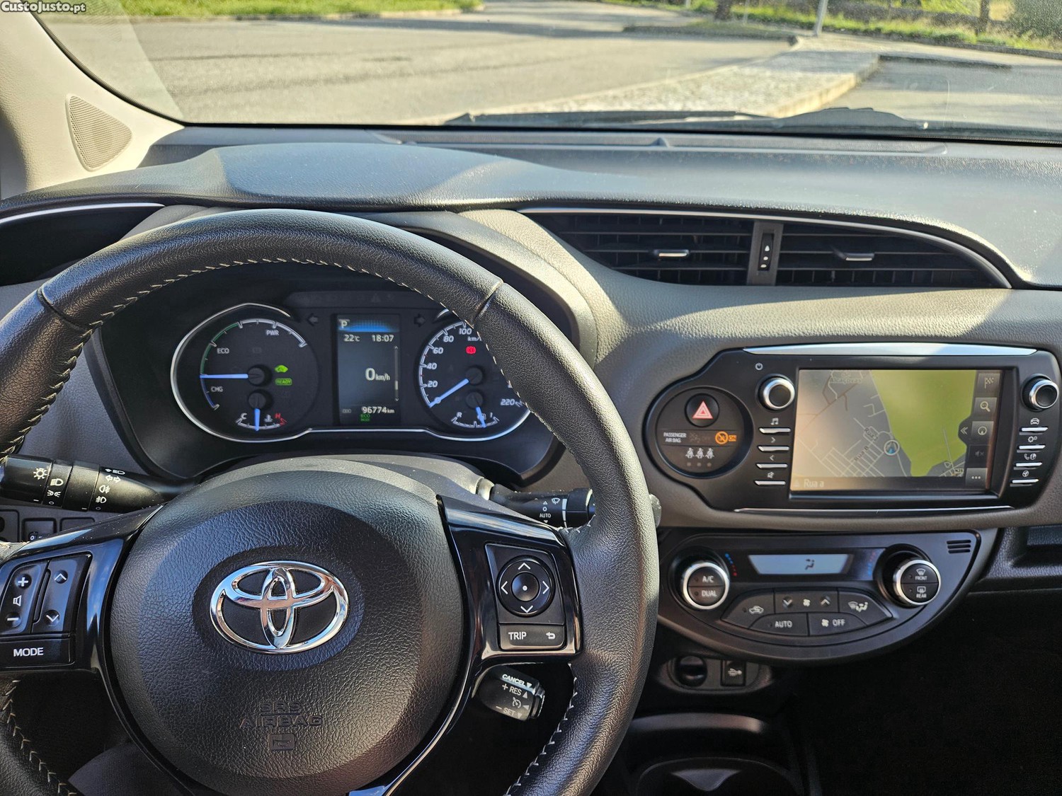 Toyota Yaris Hybrid _ Crédito — fotografia 8