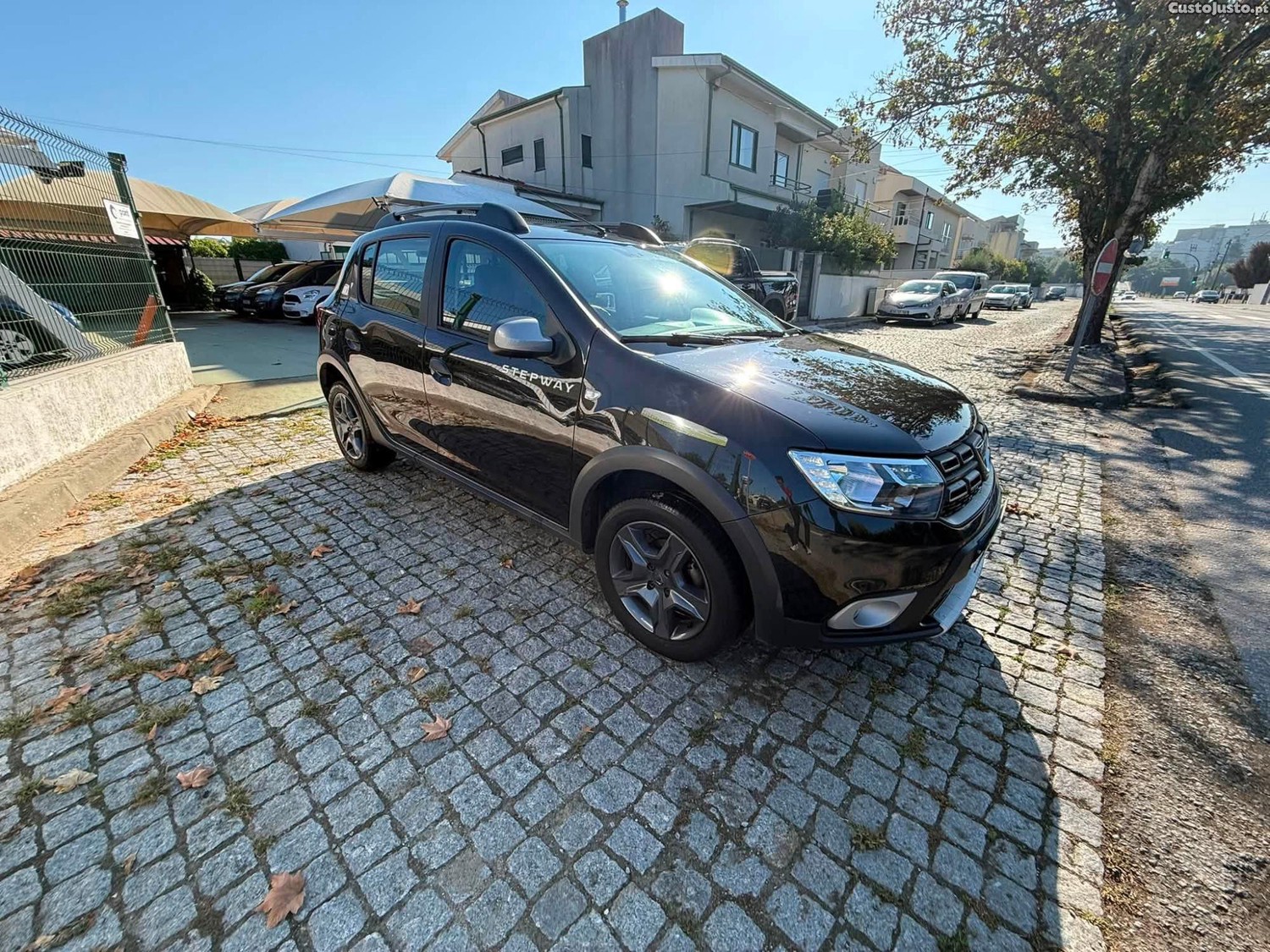 Dacia Sandero 1.5 Blue dCi Stepway — fotografia 10