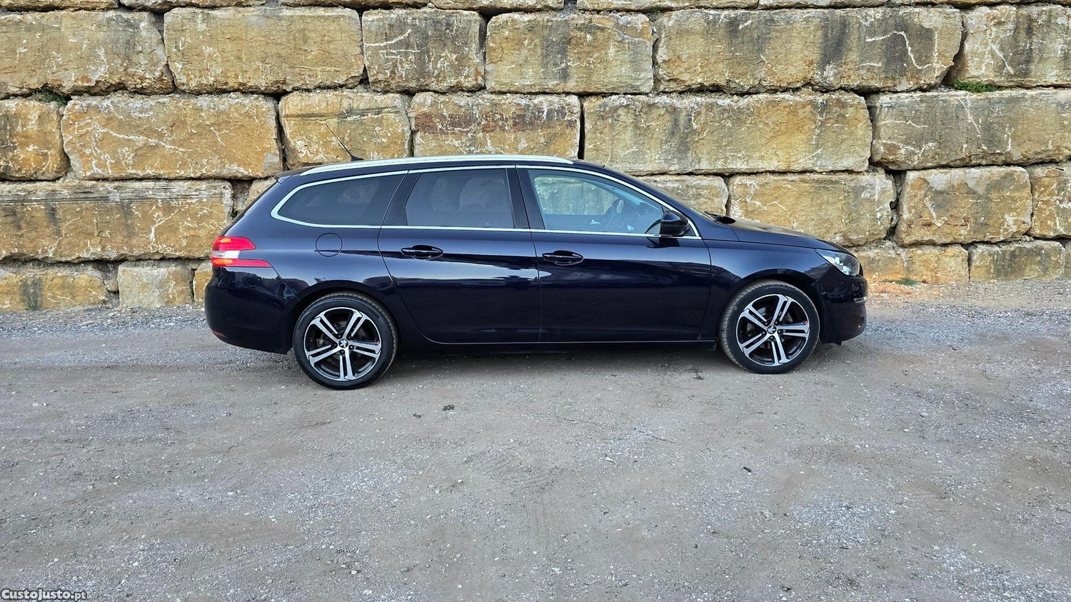 Peugeot 308 SW 1.6 BlueHDi Allure J17 - 15 — photo 4