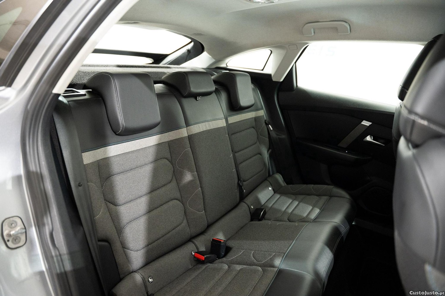 Citroën C4 1.2 PureTech Feel Pack — fotografia 2