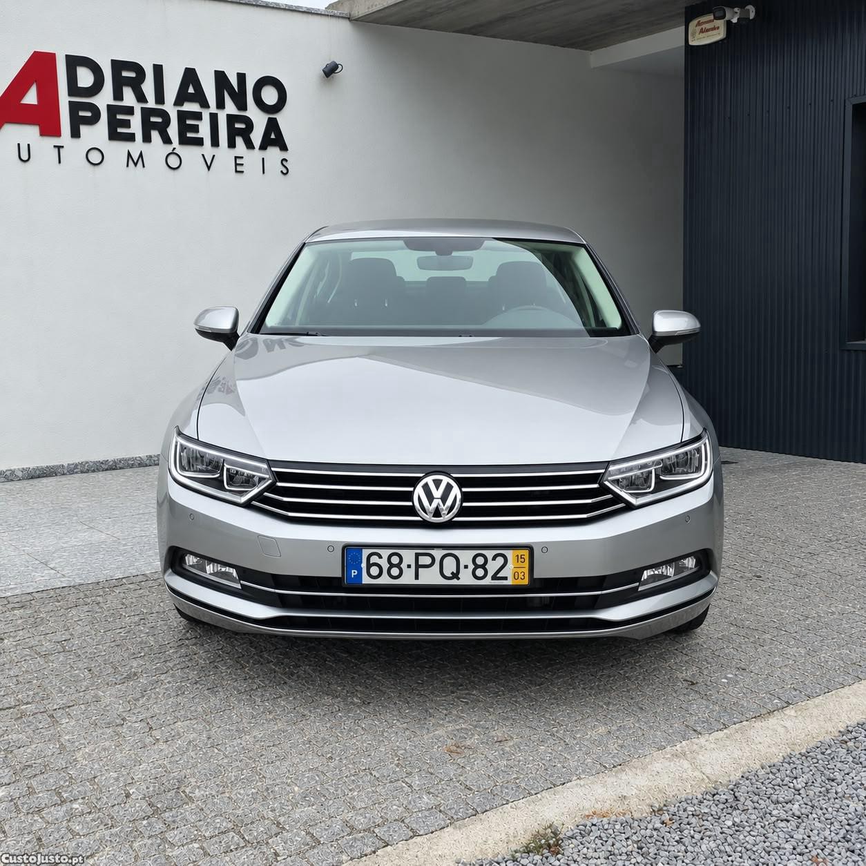 Volkswagen Passat 2.0 TDi Confortline — fotografia 17