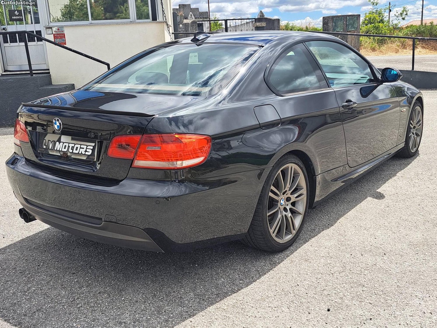 BMW 320 D Coupé Pack M 177 cv - 08 — photo 5