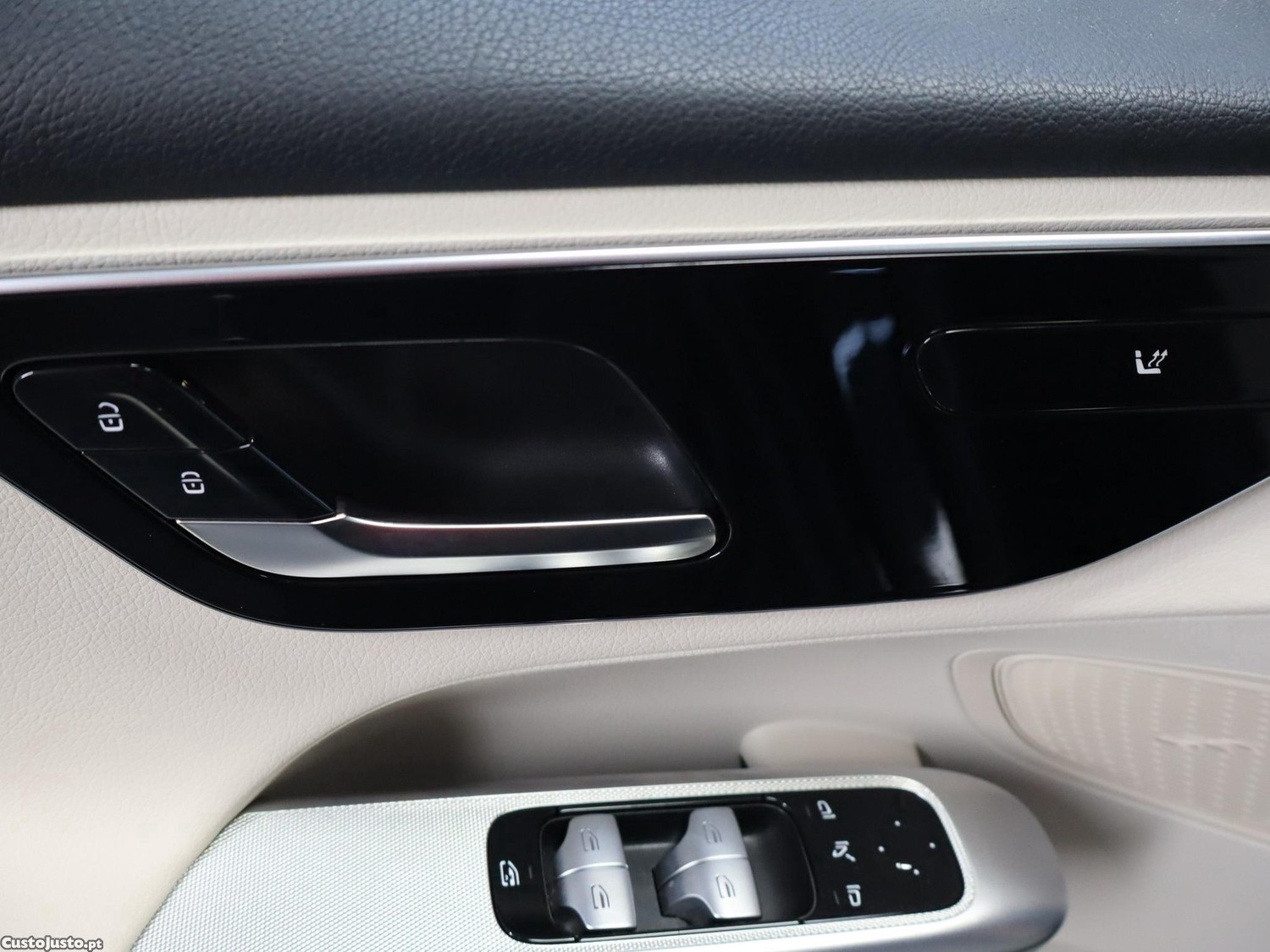 Mercedes-Benz GLC 300 de 4Matic — fotografia 13