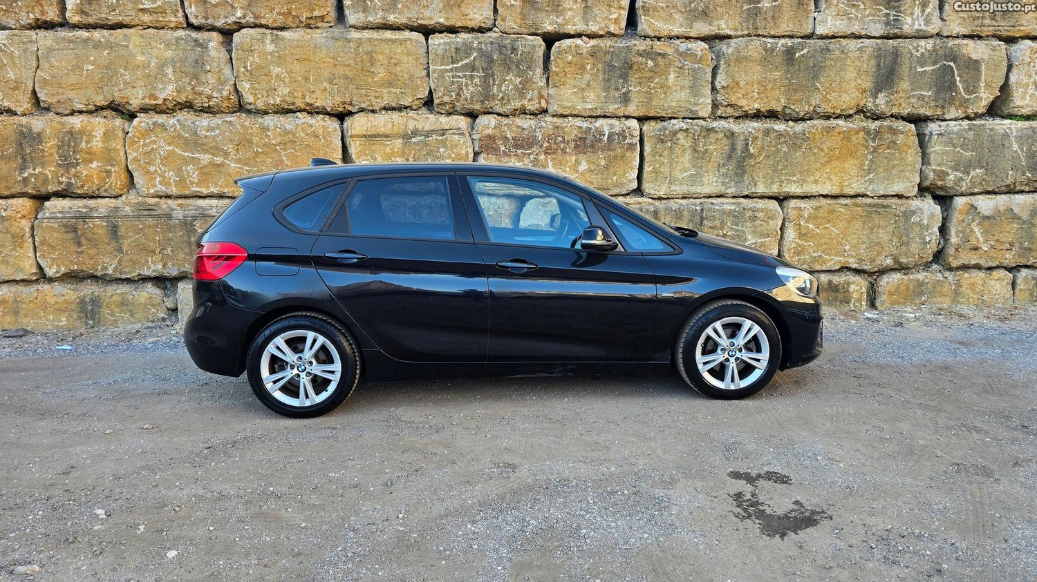 BMW 216 Active Tourer d Advantage — fotografia 27