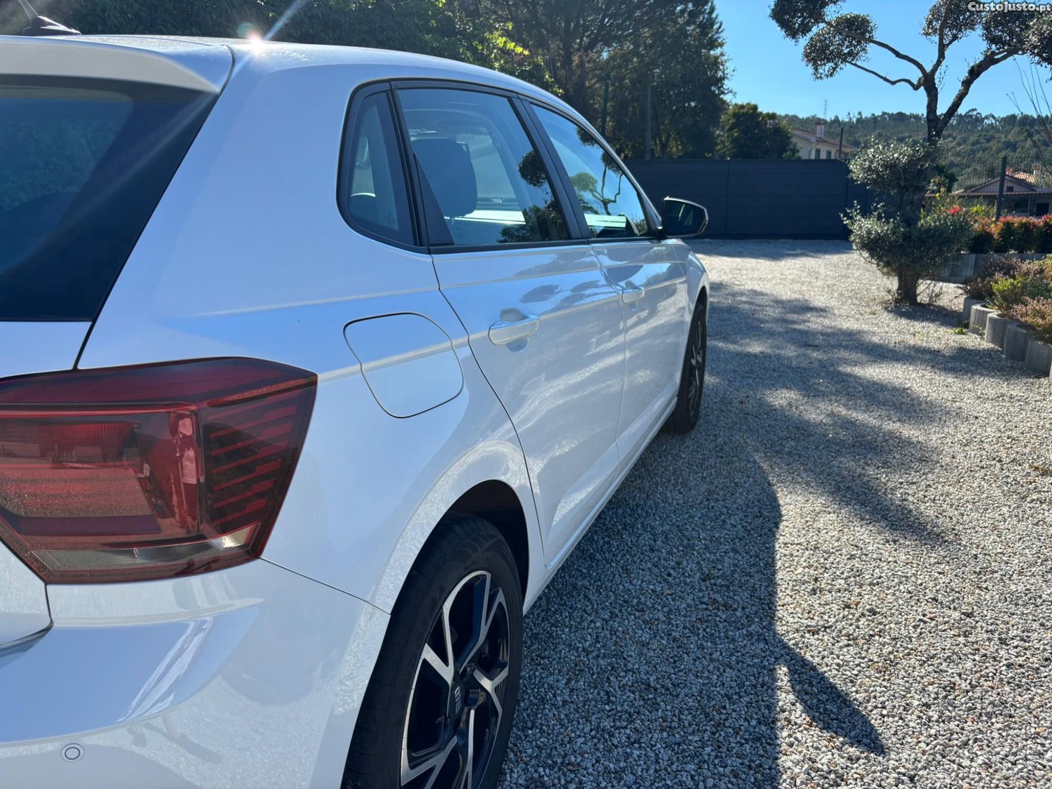 Volkswagen Polo CONFORTLINE — fotografia 6