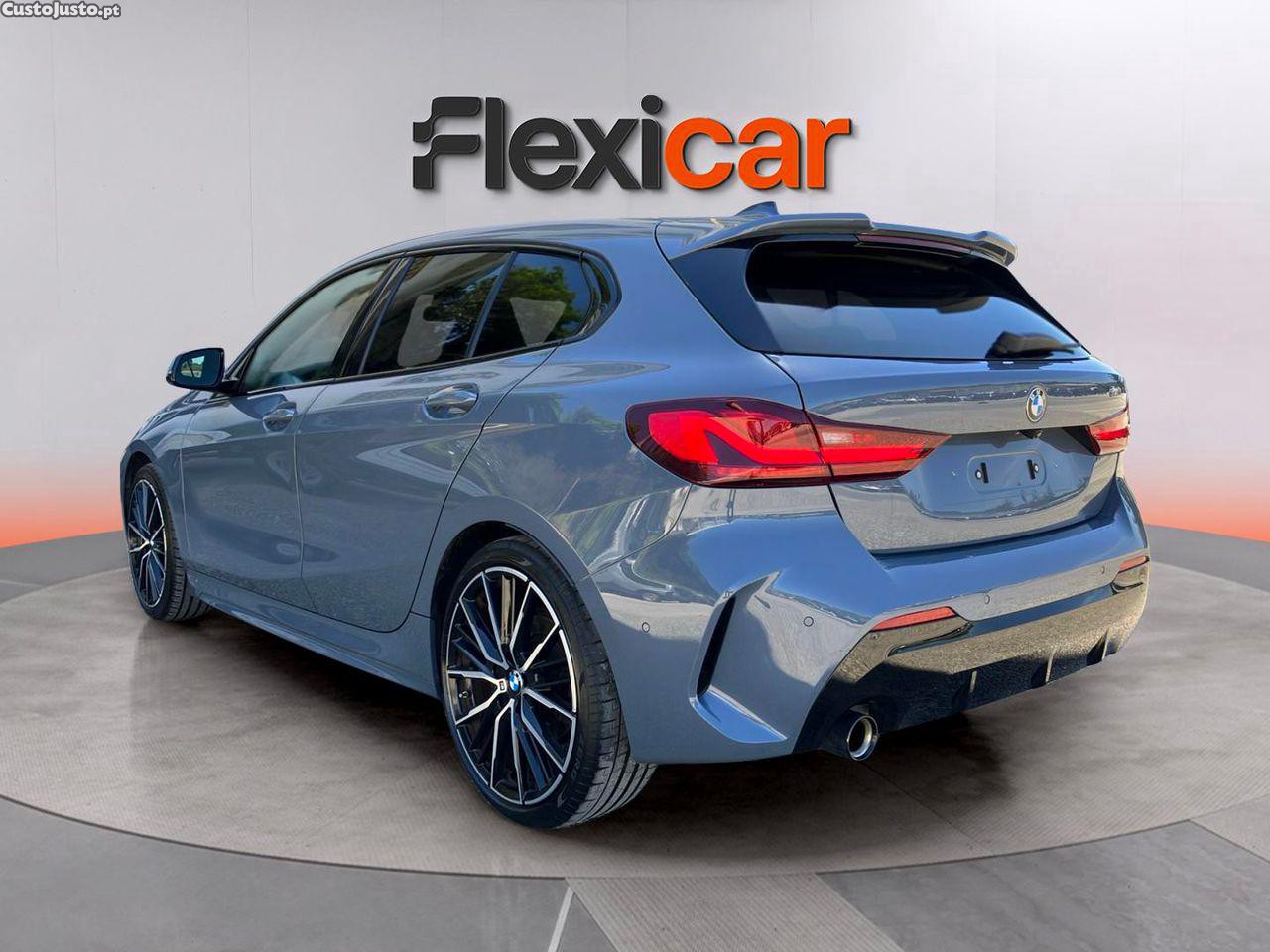 BMW 118 i Pack Desportivo M Auto — fotografia 17