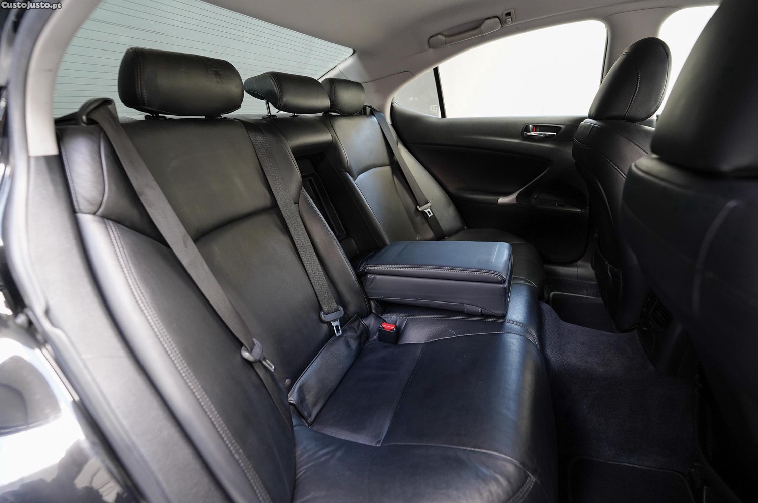 Lexus IS Executive 2G — fotografia 18