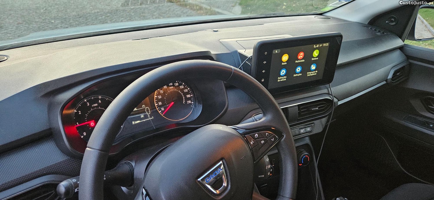 Dacia Sandero ECO-G 100 BI-FUEL ESSENTIAL — photo 4