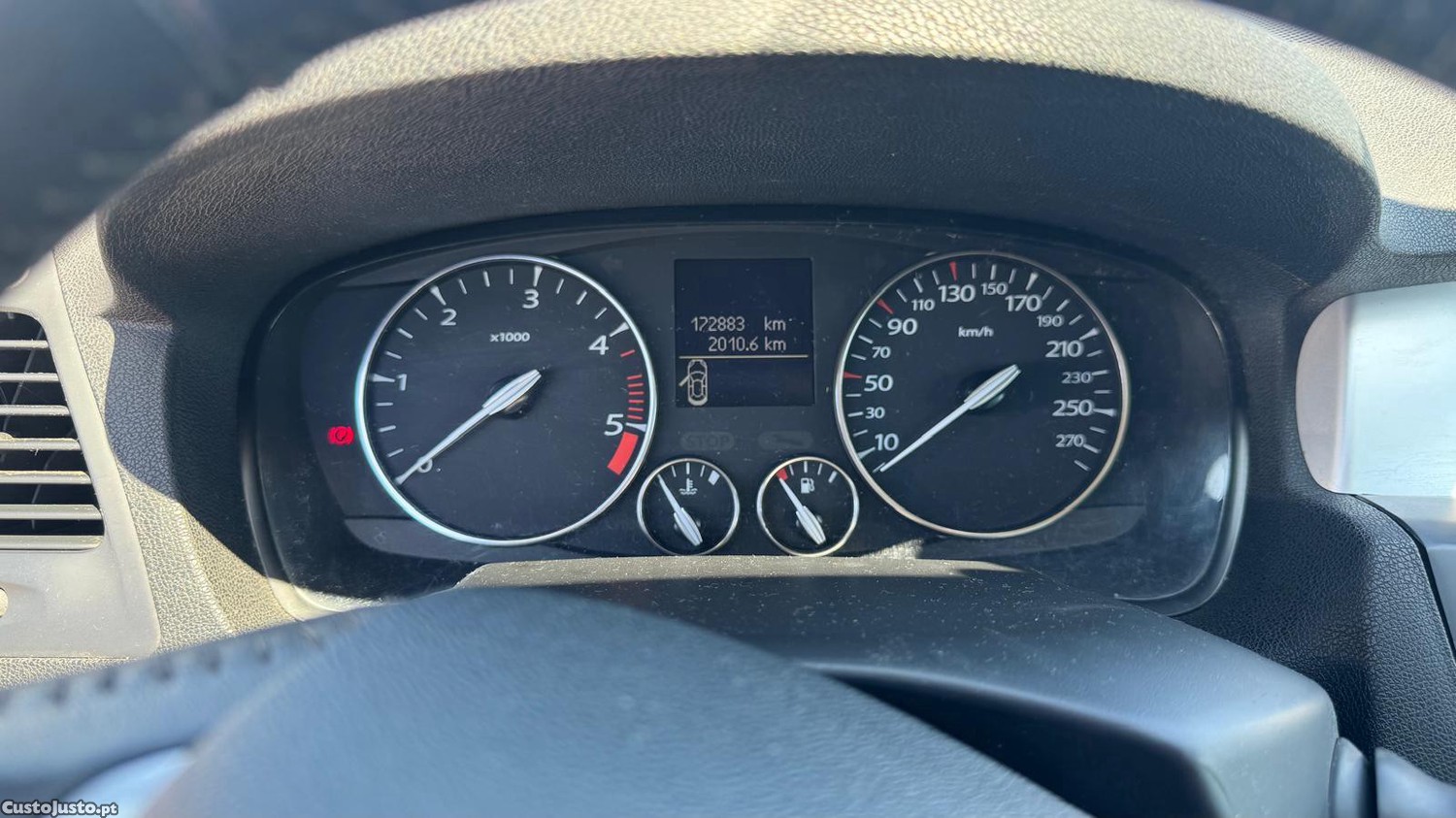 Renault Laguna 2.0DCI — fotografia 4