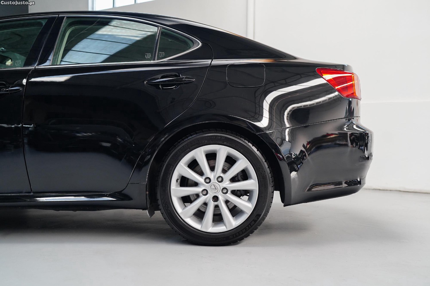 Lexus IS Executive 2G — fotografia 4