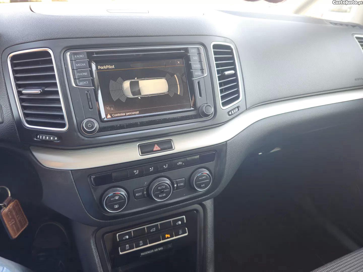 Volkswagen Sharan Advance bluemotion tech — fotografia 7