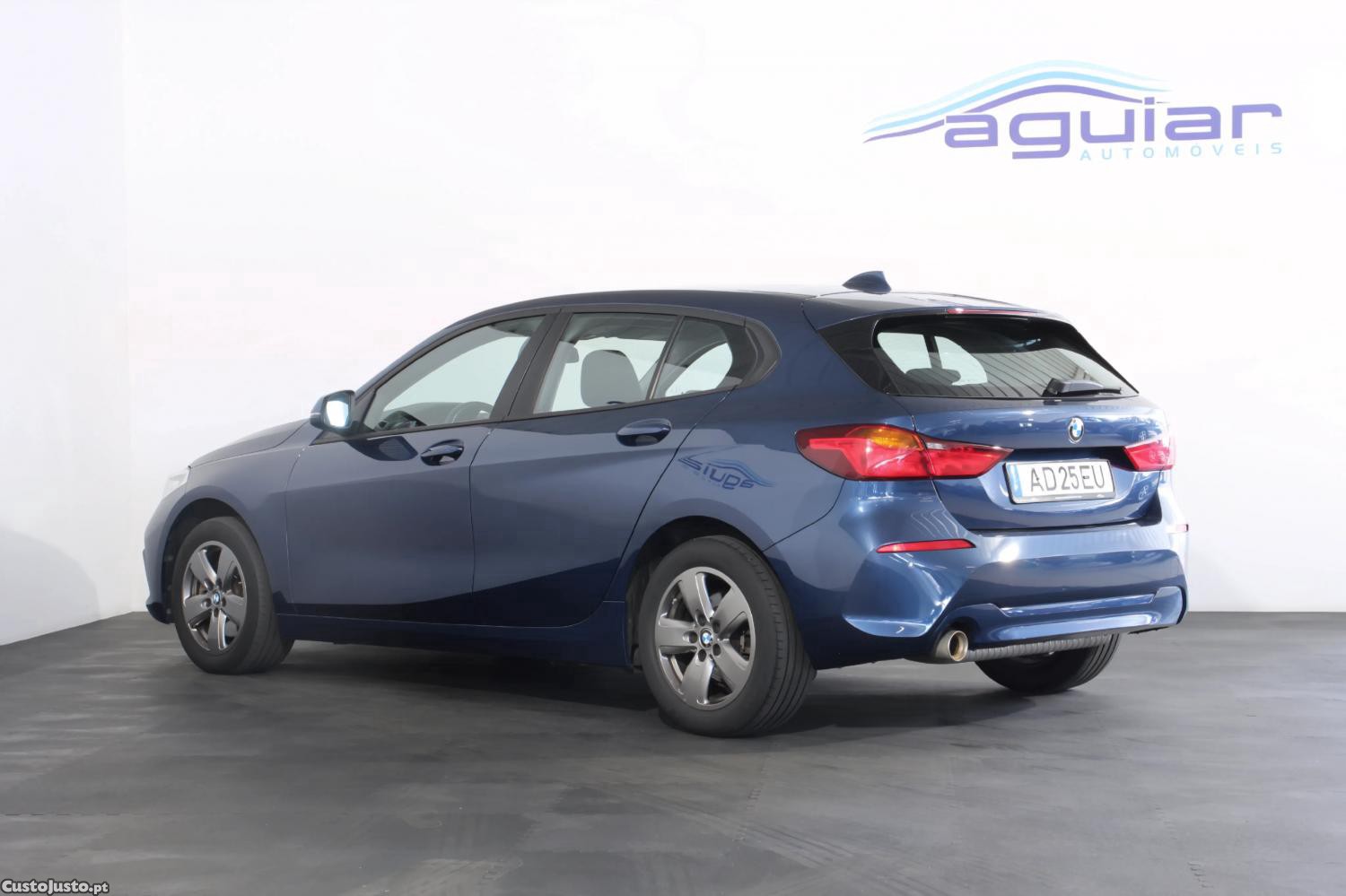 BMW 118 i Auto - 20 foto 3