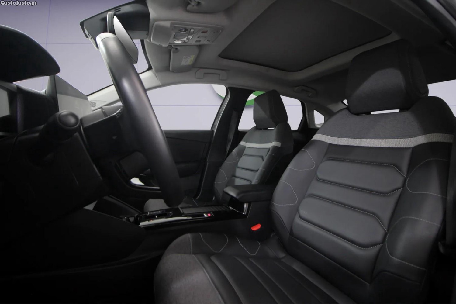 Citroën e-C4 50 kWh Shine — fotografia 9