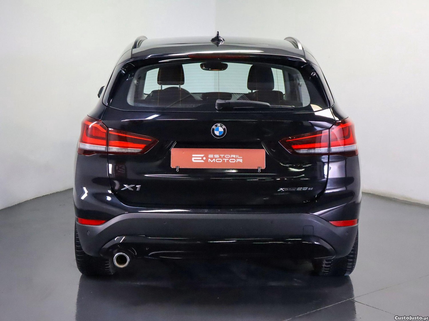 BMW X1 25 e xDrive — fotografia 21