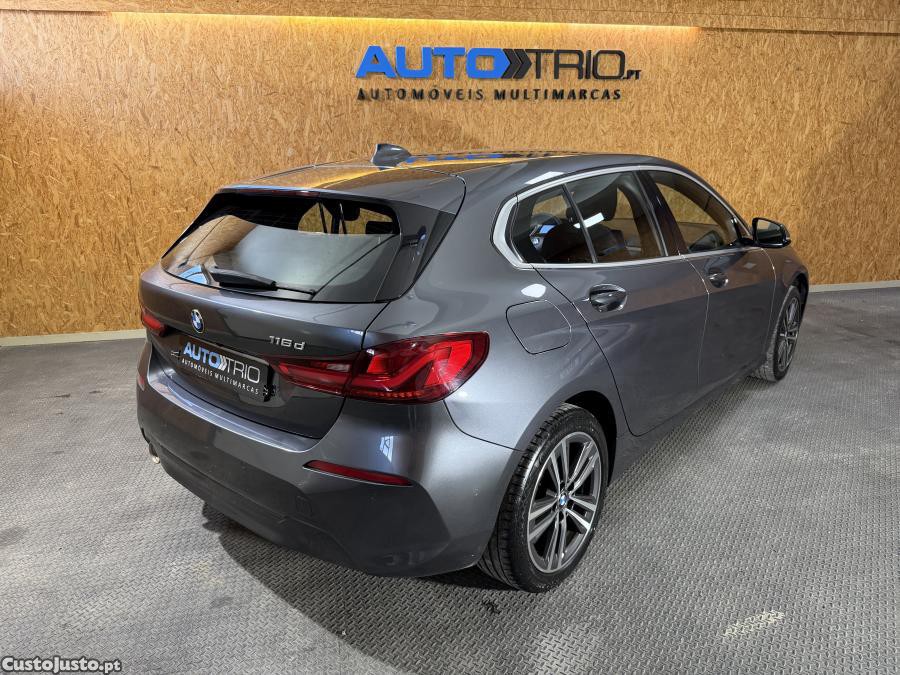BMW 116 d Corporate Edition - 20 — photo 3