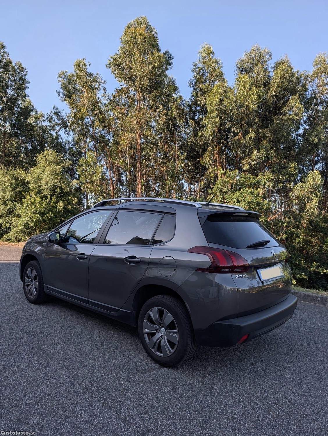 Peugeot 2008 1.2 PureTech — fotografia 8