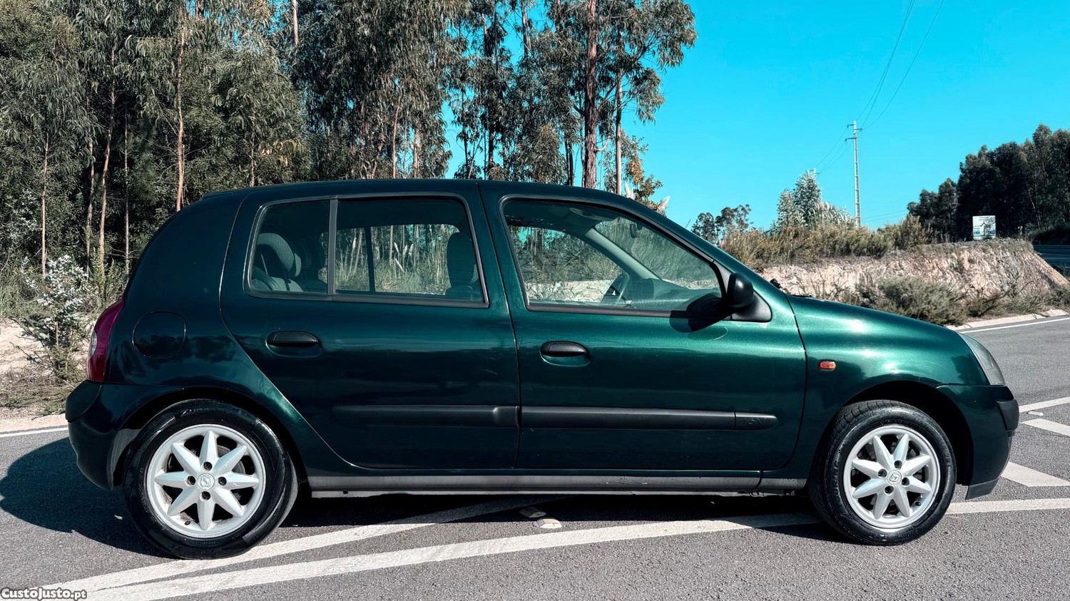 Renault Clio 1.4 Confort - 04 foto 5